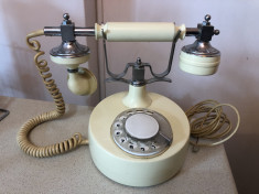 Telefon fix vechi retro,stil vintage cu disc foto