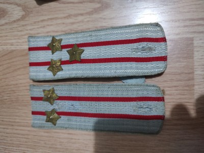 epoleti militari foto