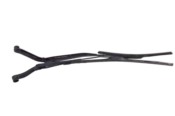 Braț ștergător față SSANGYONG KORANDO 2017 OEM: 16B29C200 16851484