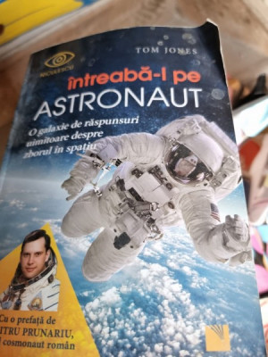 Intreaba-l pe astronaut!-Tom Jones foto