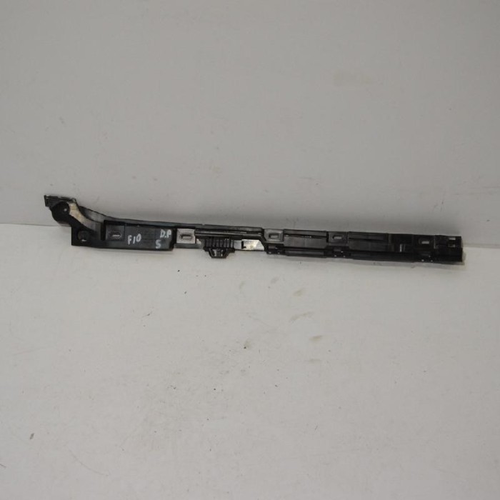 Suport prag lateral dreapta față BMW 5 F10 2010 OEM: 7204022 2417650