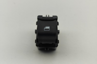 Buton geam ușă st&amp;acirc;nga spate FORD PUMA J2K, CF7 2024 OEM: R1TB-14529-AAW | 31989234 foto