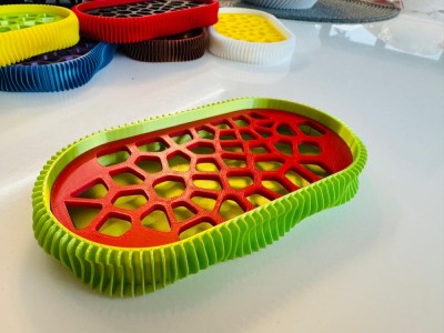 Savoniera 3D, model Wave, Lime/Rosu foto