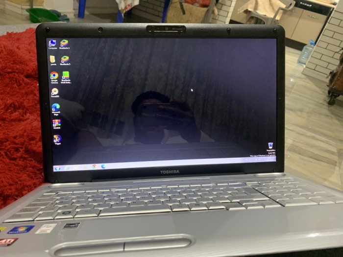 Leptop toshiba