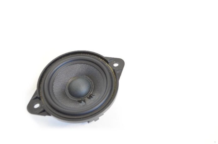 Difuzor ușă dreapta față AUDI Q5 8R 2014 OEM: 8R0035416 10689580