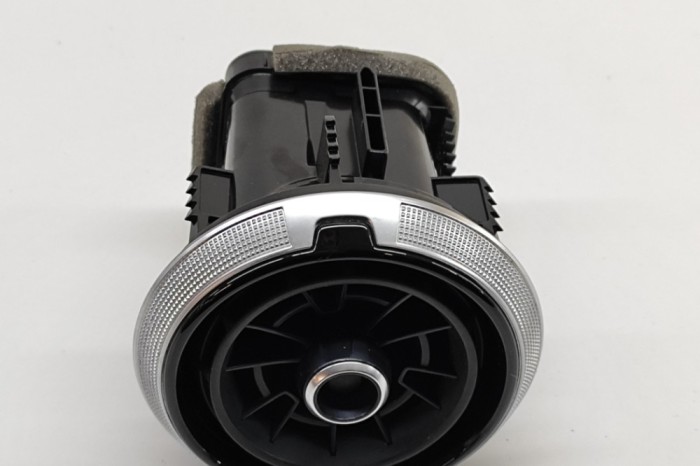 Gura de ventilație planșa de bord AUDI Q2 GA 2021 OEM: 81A820901F 28294127
