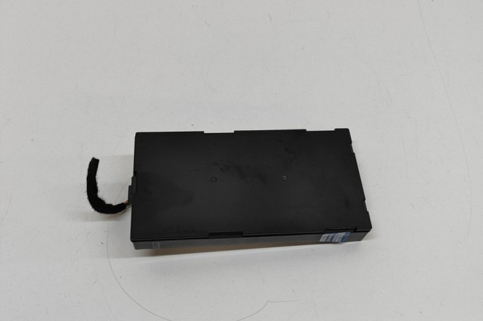 Stație de &icirc;ncărcare wireless FORD KUGA III DFK 2025 OEM: NX7T-19J235-AE 31457670