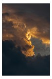 Tablou Canvas, "Lumina ascunsă printre nori &icirc;ntunecați", Nor, Apus, Lumină, Dramatic, Cer, &Icirc;ntunecat, Atingere, Auriu, Nori, Clarobscur, 26 x 39 cm, C