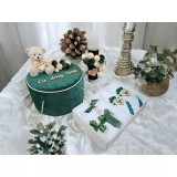 Set Trusou Botez si Lumanare, 9 Piese, cu Ursulet, Verde, din Catifea - TB243