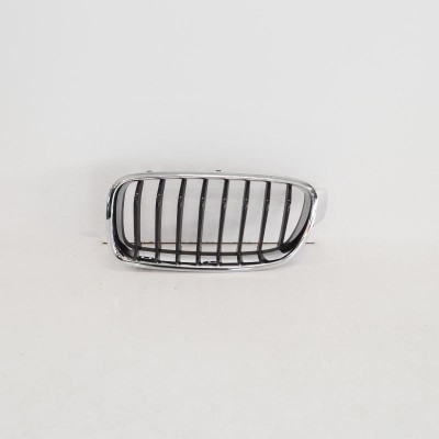 Grila st&amp;acirc;nga față BMW 3 F30, F80 2018 OEM: 72604977263479726348172554117405835 4207629 foto