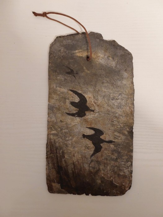 Tablou pictura pe piatra ardezie, peisaj cu pasari calatoare / rate, 24x13cm