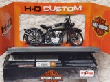 MACHETA 1:18 MOTOCICLETA HARLEY-DAVIDSON 1928 JDH TWIN CAM, Bej, L, M, S