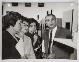 REGIZORUL RUS YURI KORDONSKI IN VIZITA LA STUDIOURILE CINEMATOGRAFICE DIN PRAGA , ANII &#039;70 , FOTOGRAFIE *