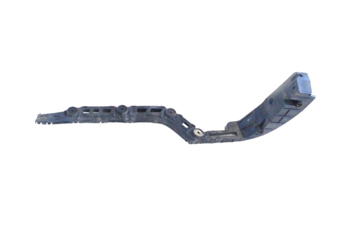Suport bara de protecție st&acirc;nga spate VW PASSAT B7 362 2013 OEM: 3AE807383 18309901