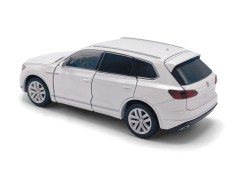 Macheta VW Touareg / lumina, sunet and coteste roti fata / alb Tayumo 1/32 foto