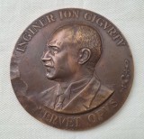 Ion Gigurtu - politician rom&acirc;n de extremă dreapta -miscarea legionara, industriaș, prim-ministru &icirc;n anul 1940, medalie RARA, veche, emisa in anul 1935