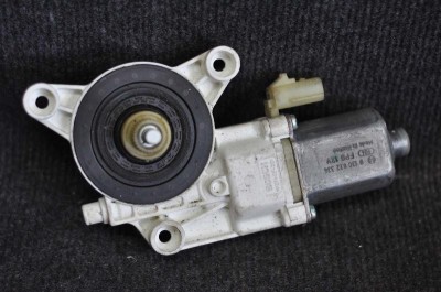 Motor macara geam ușă dreapta spate CHRYSLER VOYAGER IV RG, RS 2008 OEM: 0130822334 1511756 foto