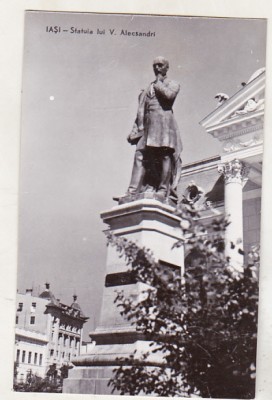 bnk cp Iasi - Statuia lui V Alecsandri - uzata foto