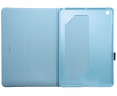 Husa tip carte cu stand ESR Simplicity Sky bleu + bej pentru Apple iPad 5 / iPad 6 foto