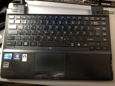 Palmrest cu tastatura Toshiba Portage R700, R930 A161 foto