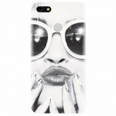 Husa silicon pentru Huawei P9 Lite mini, Black And White Portrait Blonde Model In Fashion Sunglasses