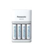 Incarcator Smart &amp; Quick Eneloop Panasonic include 4x AA (R6) 2000mA