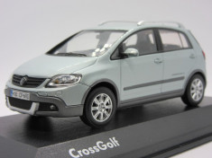 Macheta Volkswagen Cross Golf Minichamps 1:43 foto