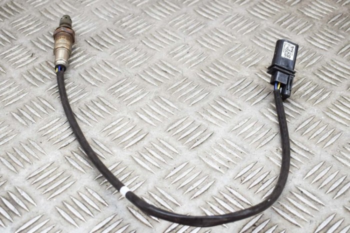 VW T-ROC A11 2022 OEM: 04E906262GH SKU: 17759225