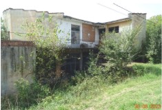 Vand Proprietate Imobiliara Teren si Magazin Satesc