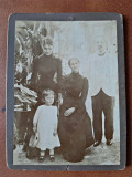 Fotografie tip CDV, familie, inceput de secol XX