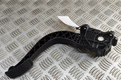 Pedala de accelerație CITRO&amp;Euml;N JUMPY III Van 2024 OEM: 9851470480 | 31882176 foto