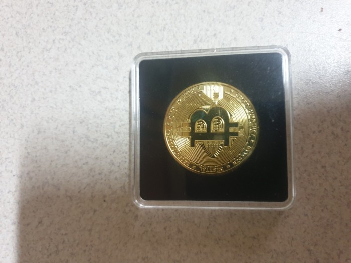 Vand Bitcoin placat cu aur,monezi vechi si bacnote
