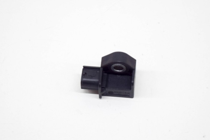 Senzor de impact dreapta față HYUNDAI IONIQ AE 2017 OEM: 95920-F2000 13767448