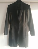 Sacou cambrat blazer lung Zara masura XS negru dama made in Spain