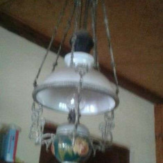 Lampa de tavan foarte veche, originară din fonta si majolica și