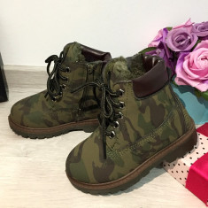 Bocanci de iarna imblaniti khaki army cu fermoar pt copii baieti 26 cod 0562 foto