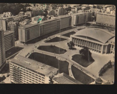 CPI B12968 CARTE POSTALA - BUCURESTI. CONSTRUCTII NOI IN PIARTA PALATULUI RPR foto
