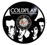 Ceas de perete decorativ realizat din disc de vinil, Model Trupa Coldplay, Portrete Membri, Logo Stilizat, Cadran Skeleton, Negru Premium, 30 cm
