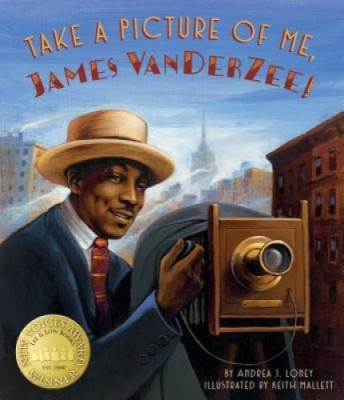 Take a Picture of Me, James Van Der Zee! foto