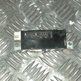 Amplificator de antena AUDI A4 Avant 8K5, B8 2009 OEM: 8K9035225
