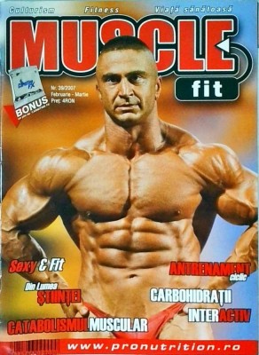 Muscle fit. Numarul 39 foto