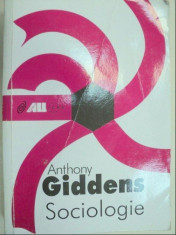 Sociologie / Anthony Giddens foto