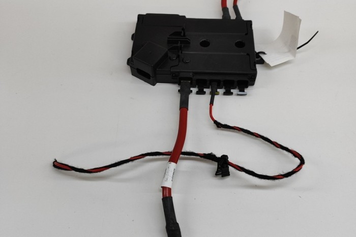 Modul panou de siguranțe MERCEDES-BENZ EQC 2023 OEM: A2135406100 29075142