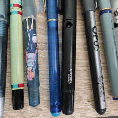 Stilou stilouri vechi și noi
