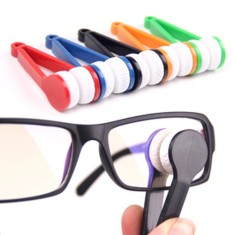 Instrument pentru curatat ochelari