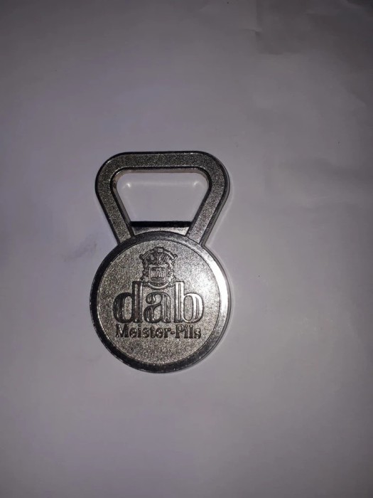 CY - Deschizator desfacator capace sticla / metal alb / bere DAB Meister-Pils