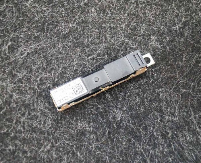 Amplificator de antena AUDI A6 4G2, C7, 4GC 2013 OEM: 4G9035225A | 3097981