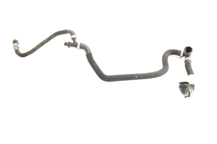 Furtun de lichid de răcire BMW i3 I01 2015 OEM: 7636952 13529664