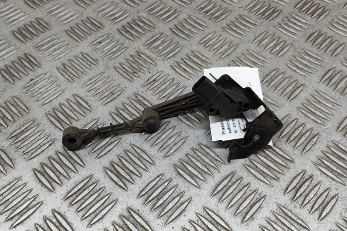 Senzor de nivel &icirc;nălțime st&acirc;nga față LAND ROVER RANGE ROVER SPORT II L494 2019 OEM: JPLA-3D026-AA | 25769775