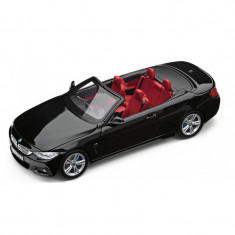 Macheta BMW Seria 4 Cabrio F33 1:43 Sapphire Black foto